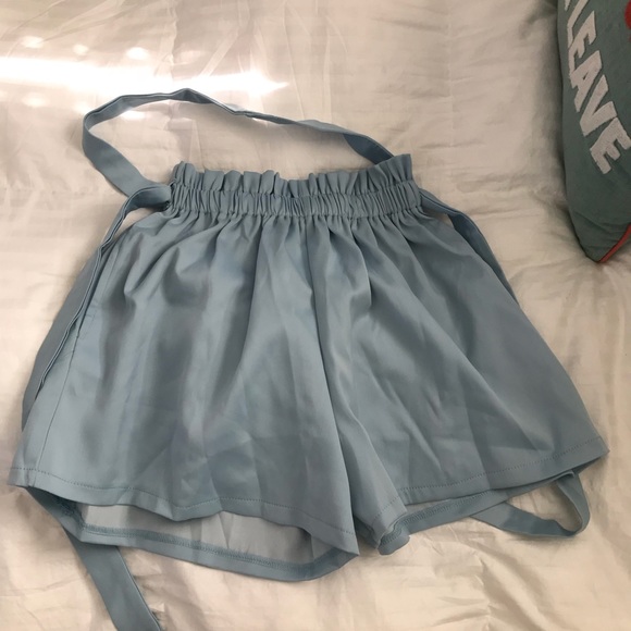 Urban Outfitters Pants - Blue shorts